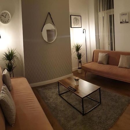 4 Bedrooms, Sleeps 10, Near Lfc & Efc Liverpool Zewnętrze zdjęcie